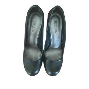 Kenneth Cole Reaction Black Wedge